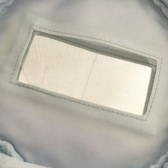 🦋clarins cosmetic round cosmetic case NWT  🦋 - Picture 8 of 8